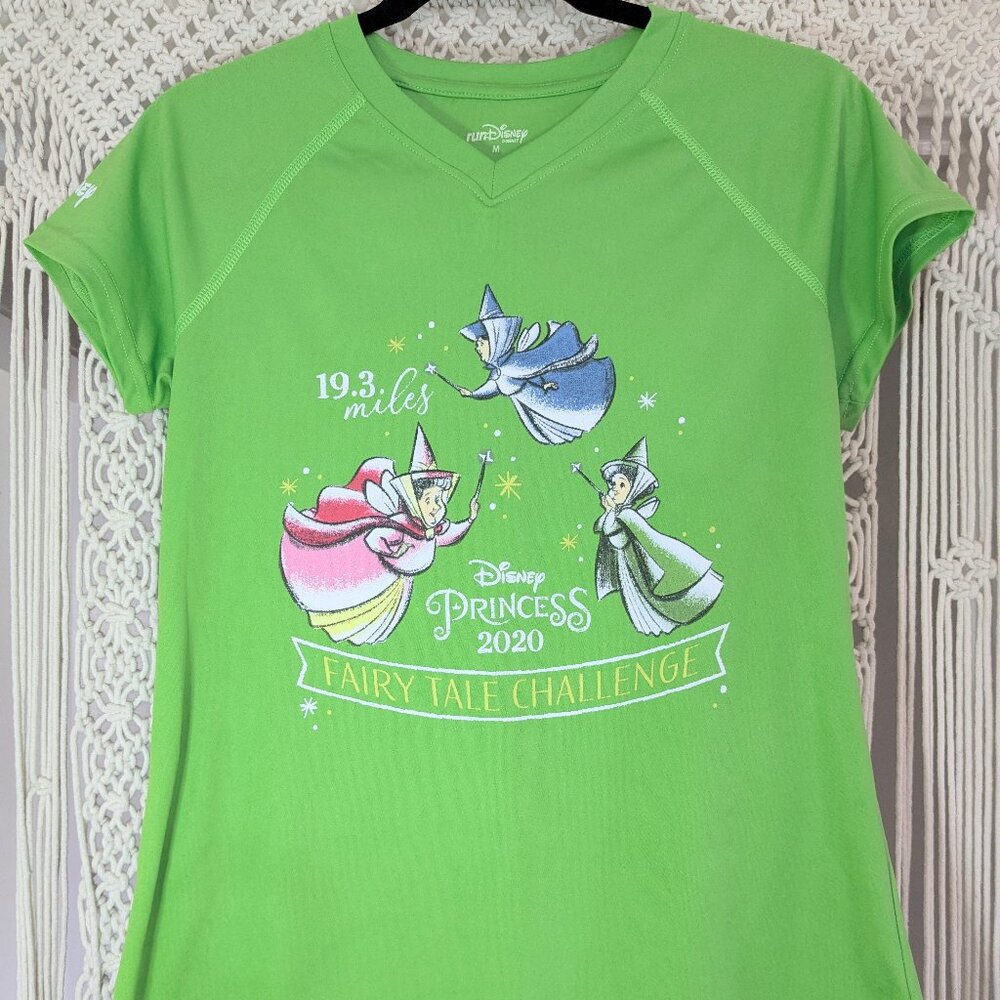 2020 RunDisney Princess Fairy Tale Challenge Green Fairy Godmothers Race Shirt M